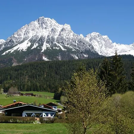 Апартаменты Haus Schmidbauer *